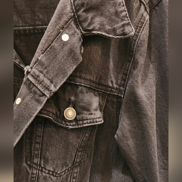 Like New Free People Rumors Women's Black Denim Jacket - Size Large - Picture 15 of 15